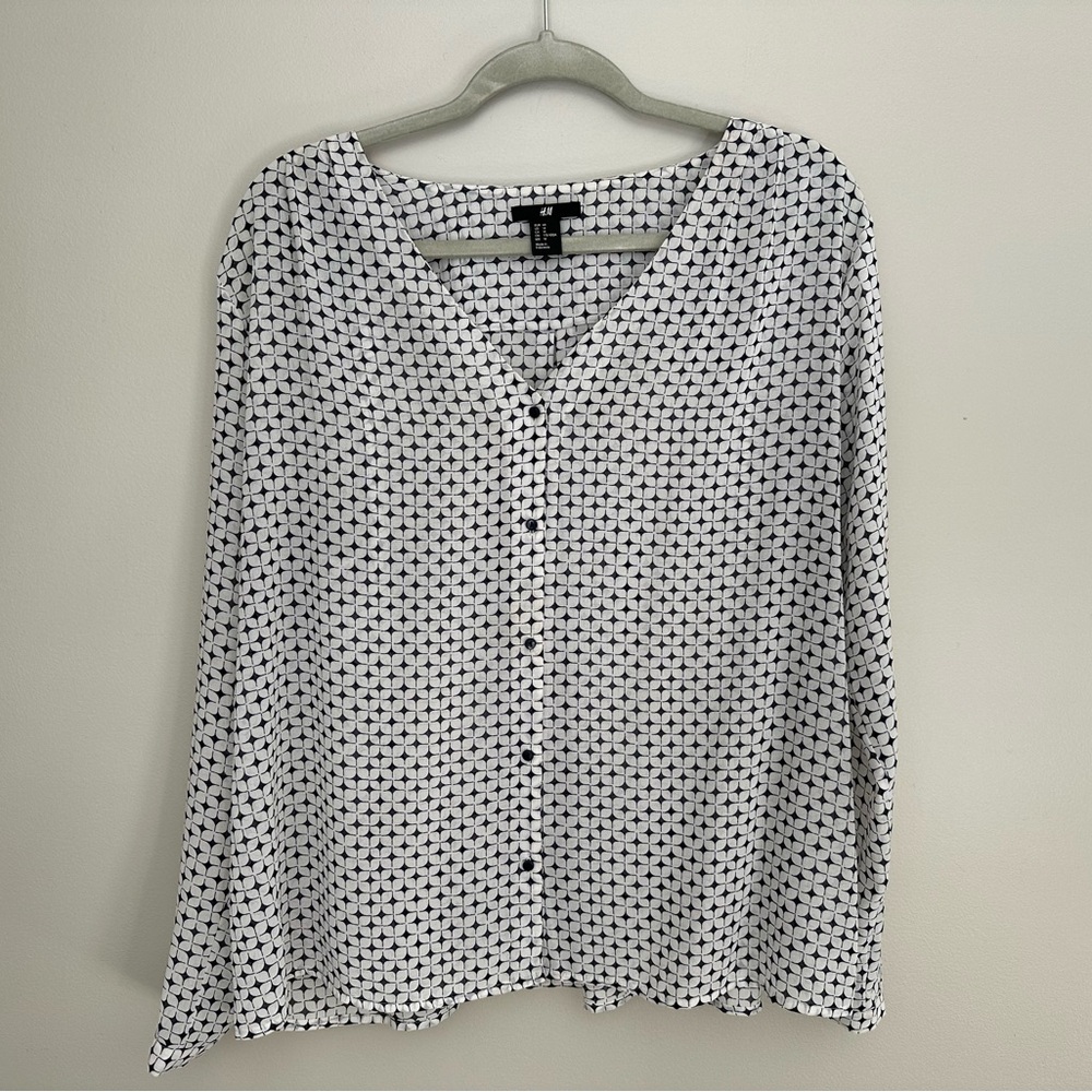 H&M Patterned Button Up Shirt Size 14 Long Sleeve Lightweight